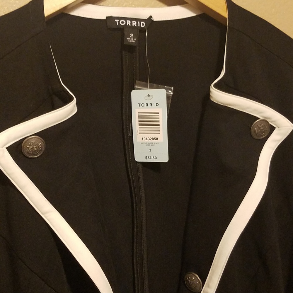 Torrid jacket - Picture 2 of 4